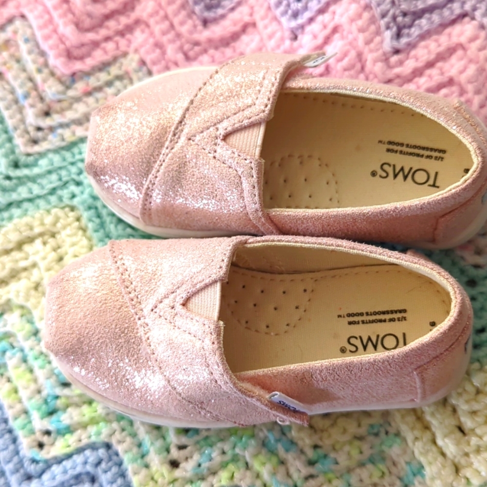TOMs pink sparkle slip on shoes (size T6)